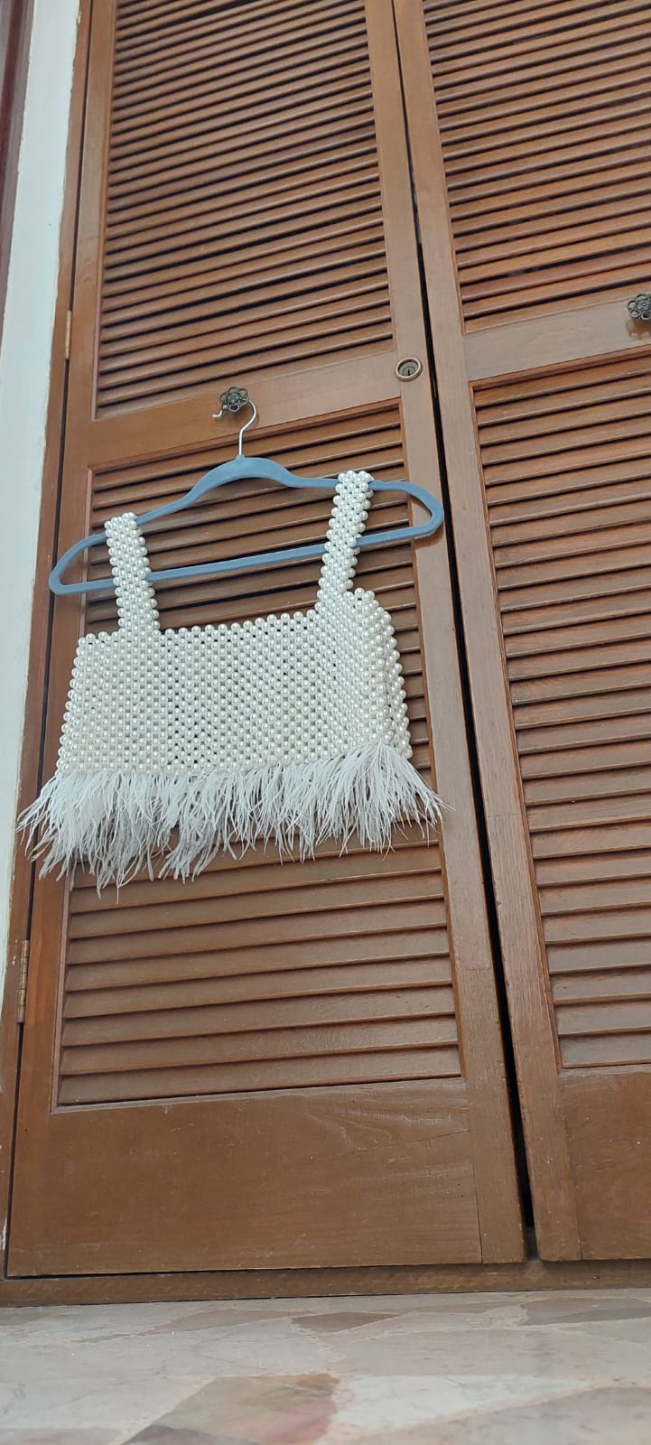 TOP RECTO CON PLUMAS